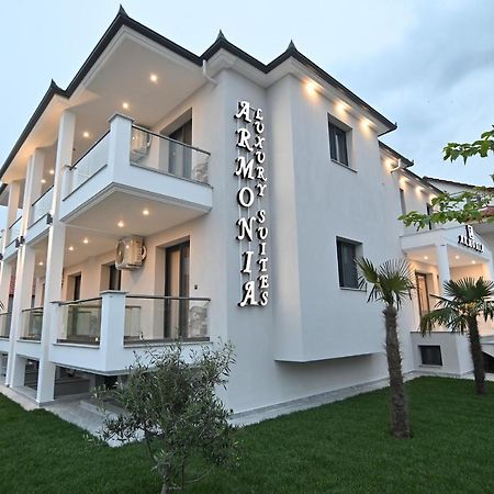 Armonia Luxury Suites Vrasná Buitenkant foto