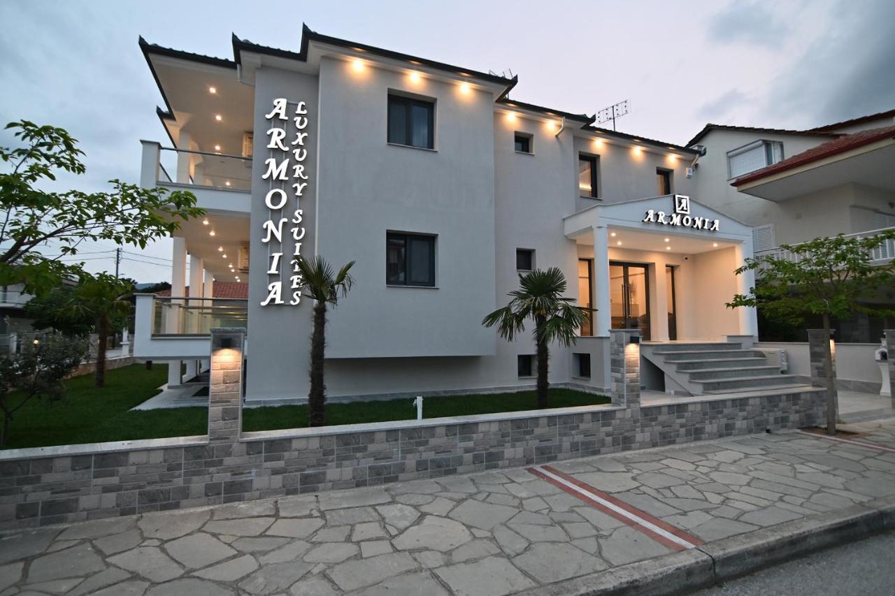 Armonia Luxury Suites Vrasná Buitenkant foto