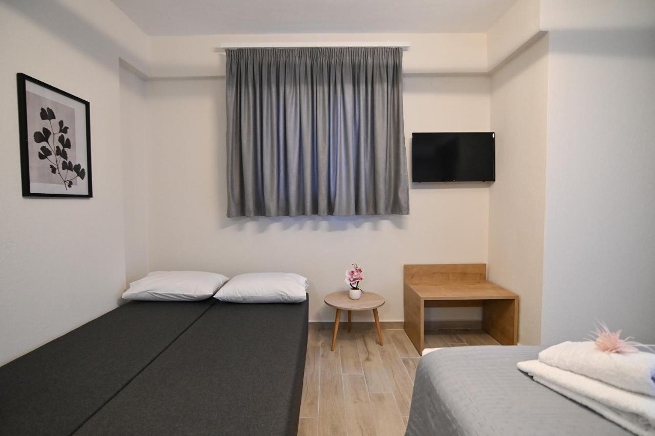 Armonia Luxury Suites Vrasná Buitenkant foto
