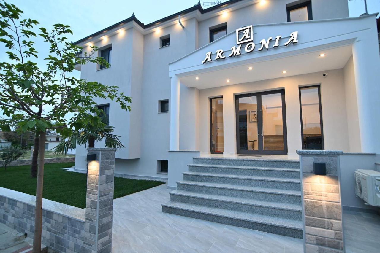 Armonia Luxury Suites Vrasná Buitenkant foto