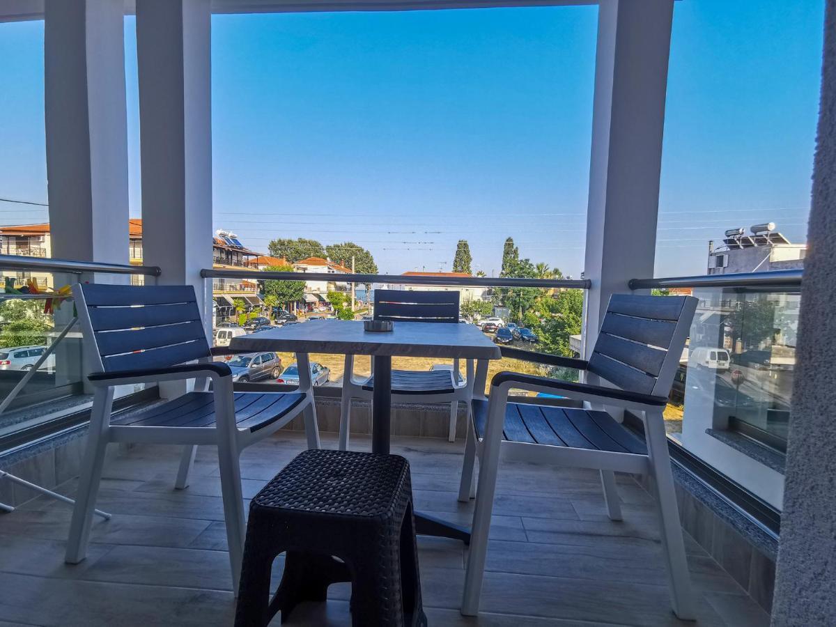 Armonia Luxury Suites Vrasná Buitenkant foto