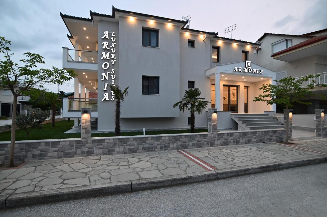 Armonia Luxury Suites Vrasná Buitenkant foto